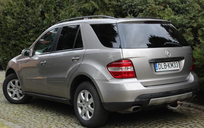 Mercedes-Benz ML cena 35800 przebieg: 302000, rok produkcji 2008 z Lędziny małe 106